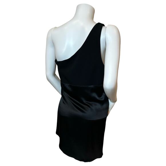 #T184 Cinq À Sept Theoline One-shoulder Crepe & Satin Top In Black SZ L $395 - Picture 9 of 13